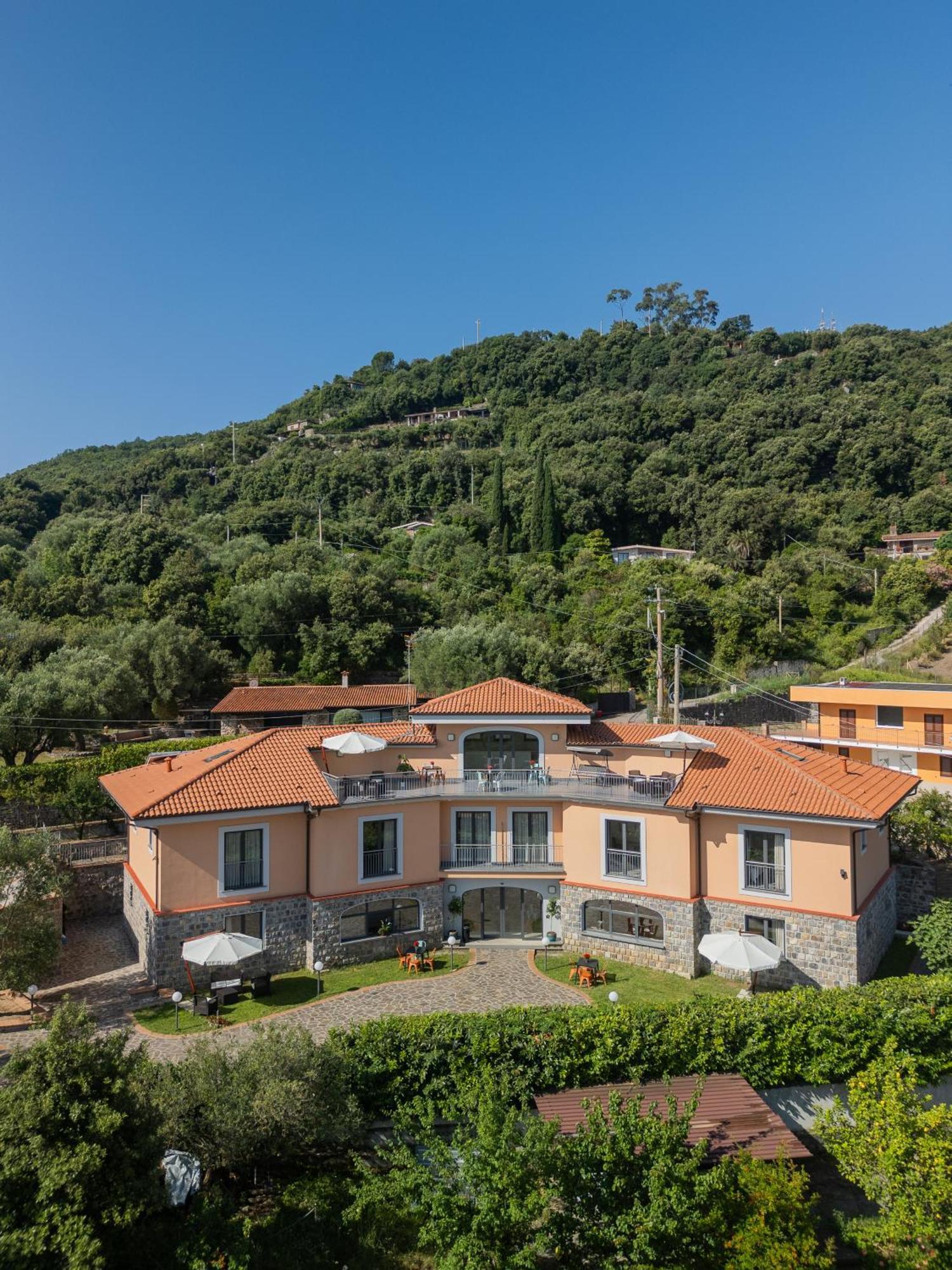 Scario Club Hotel San Giovanni a Piro Exterior foto